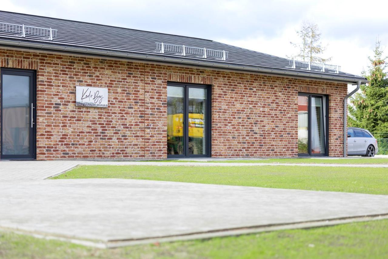 Kadir Bey & Four Rooms Osterrönfeld Extérieur photo